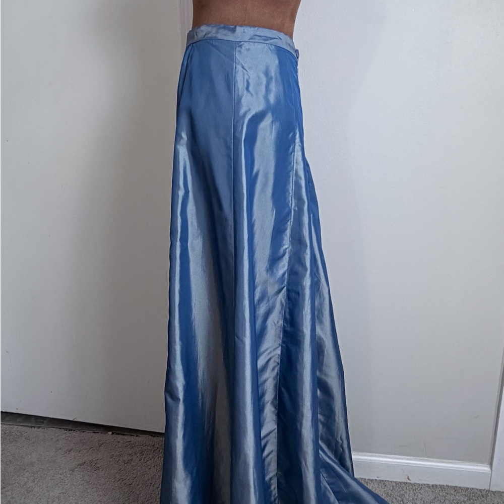Express Shimmering Blue Maxi Skirt - Picture 4 of 13